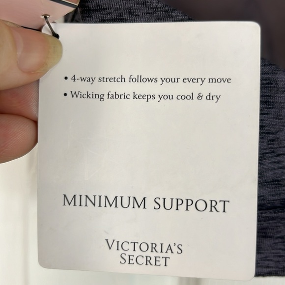 NWT Victoria’s Secret sports bra size medium. Minimum support. 4 way stretch - Picture 6 of 6